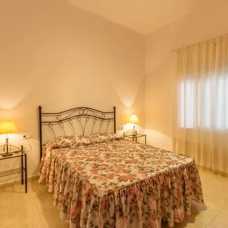 Apartament Ramon Y Cajal Bajos *